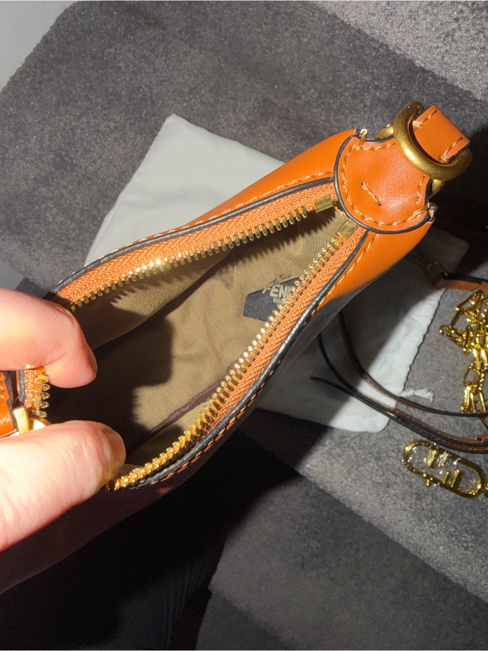 Small half moon purse bag two straps camel/cognac brown NEW make an offer🤎 - Picture 4 of 6